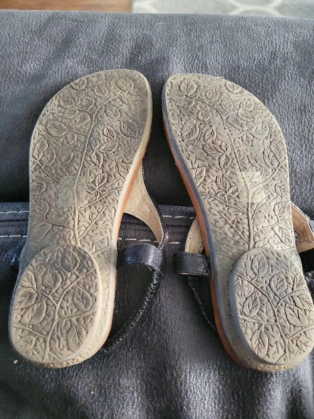 Womens size 9 sandals